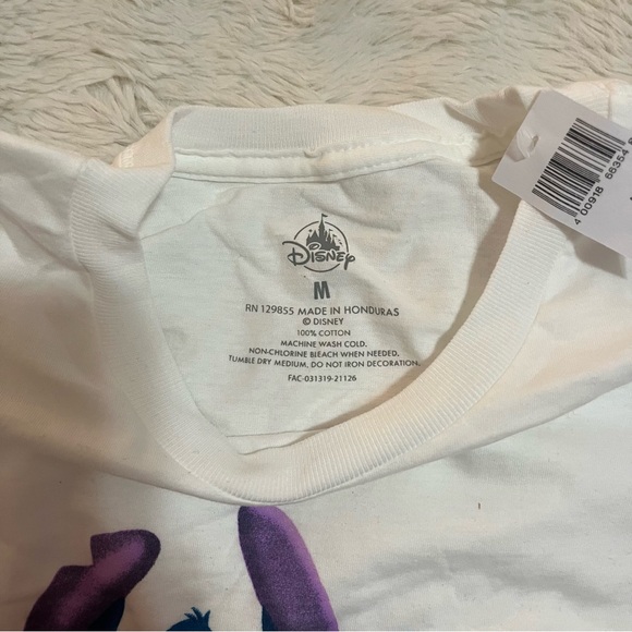 NWT Disney White Graphic T-Shirt - Picture 4 of 4